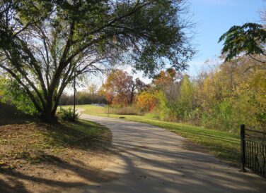 Killeen Parks trail by the trees