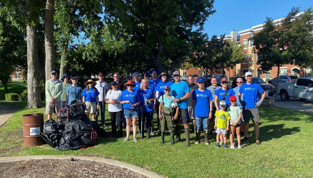 Richardson group at McKamy Springs to pick up trash