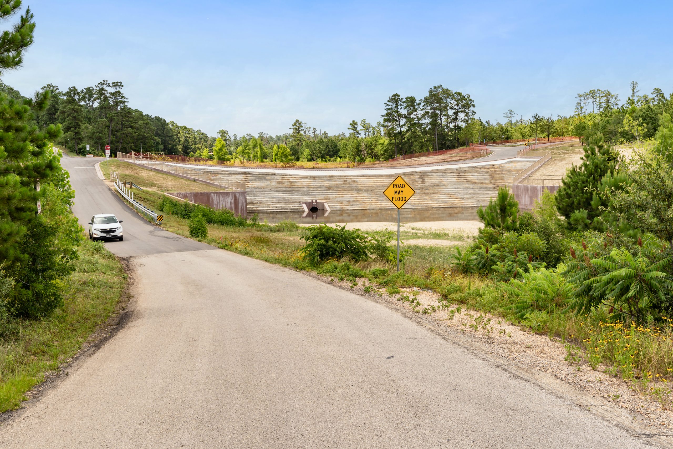 road along the Bastrop State Park Dam