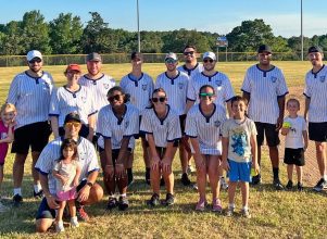 Halff Tyler softball team group photo